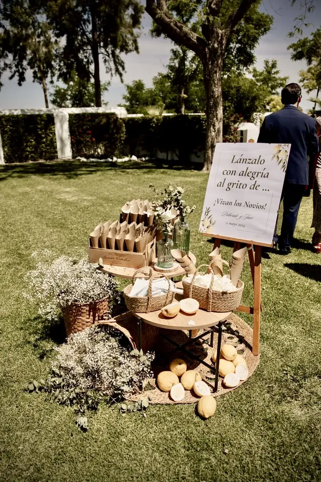 Rincón de confeti para boda